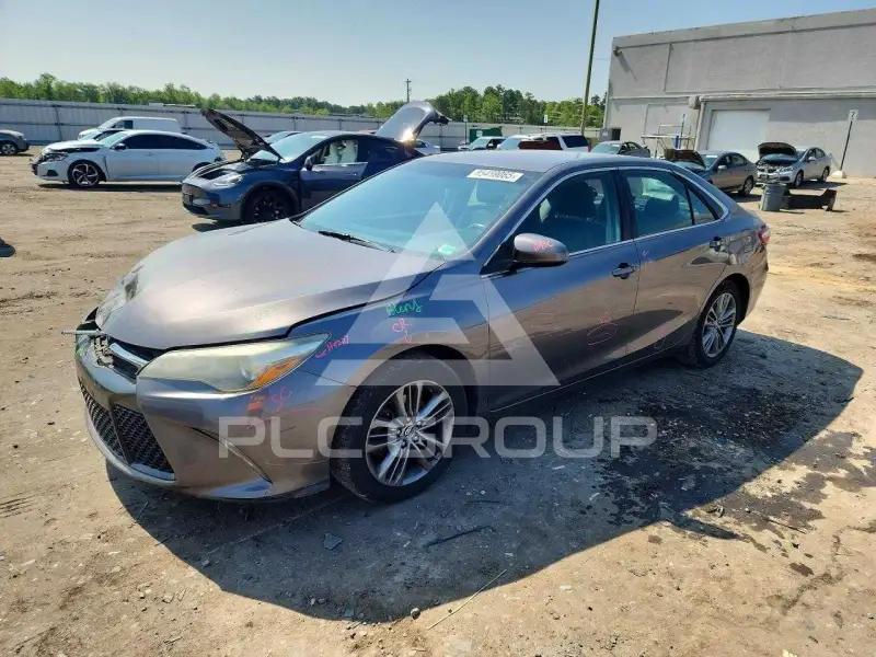 2015 Toyota CAMRY photo