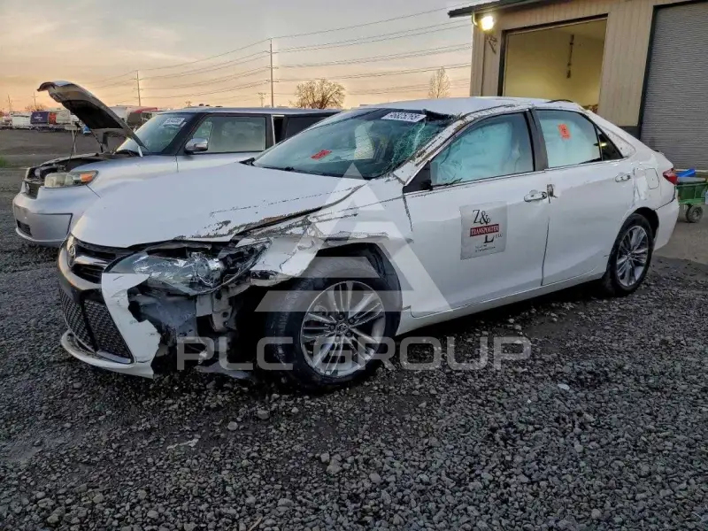 2015 Toyota CAMRY фото