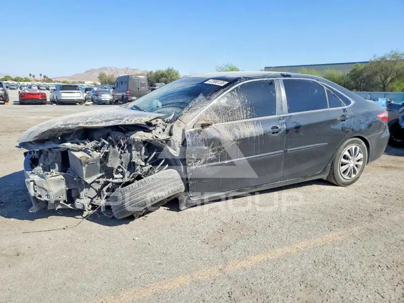 2015 Toyota CAMRY фото