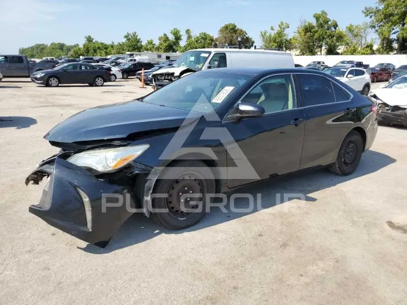2015 Toyota CAMRY фото
