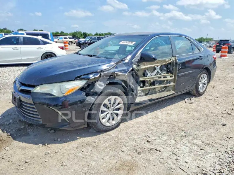 2015 Toyota CAMRY фото