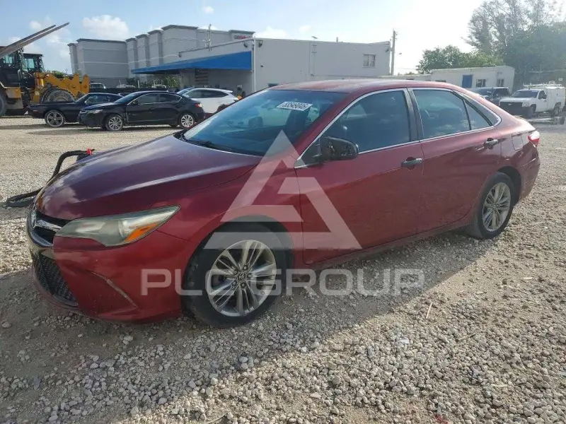 2015 Toyota CAMRY фото
