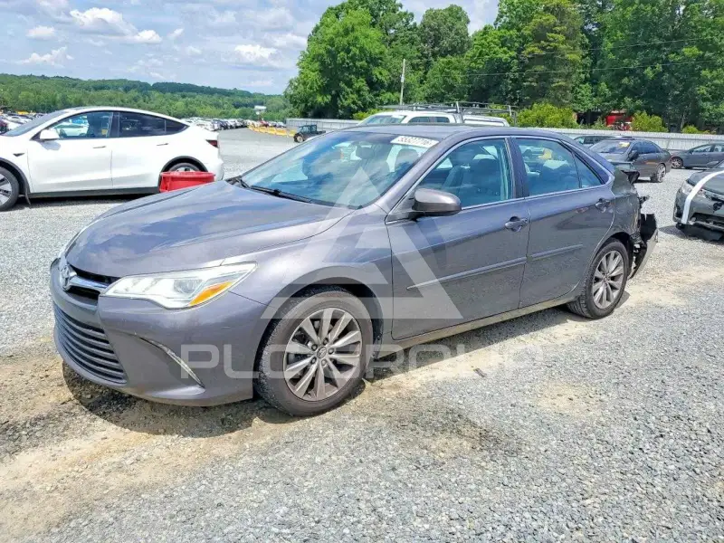2015 Toyota CAMRY photo