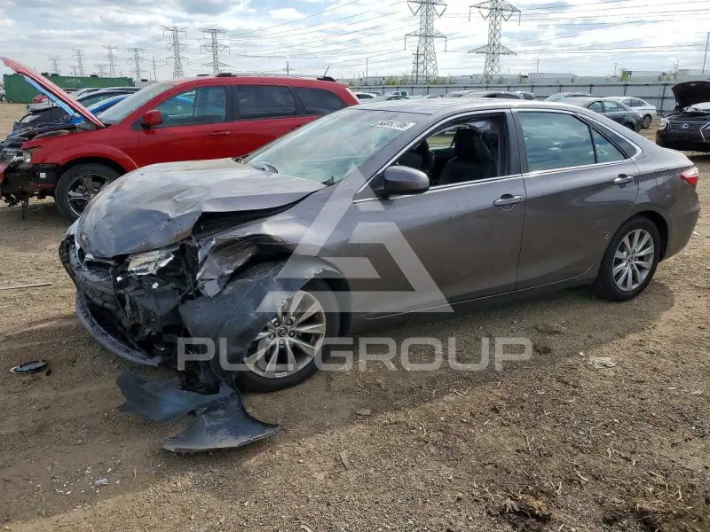2015 Toyota CAMRY фото
