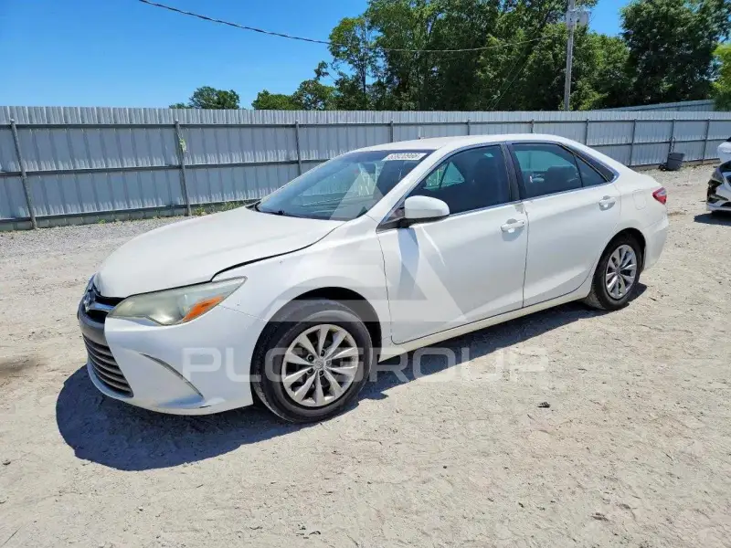 2015 Toyota CAMRY фото