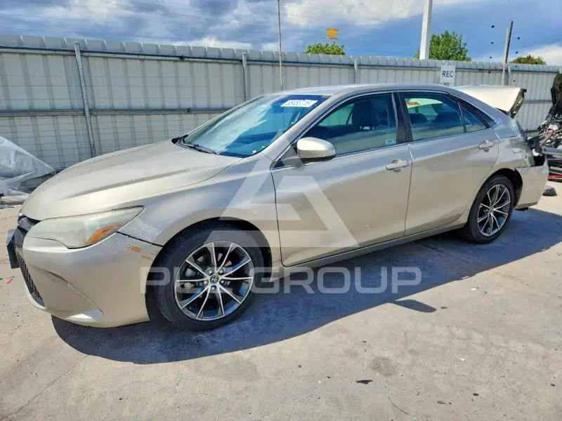 2015 Toyota CAMRY photo