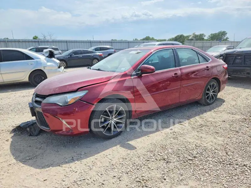 2015 Toyota CAMRY фото