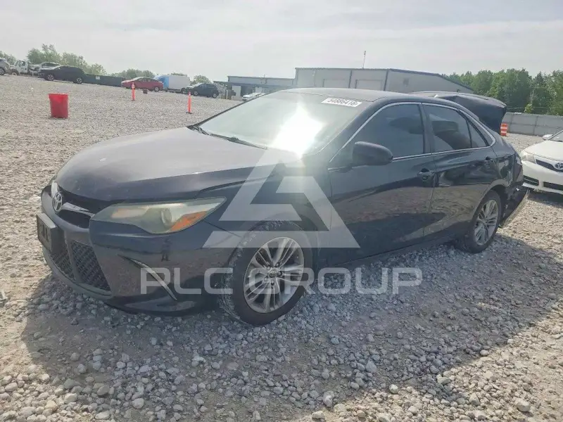 2015 Toyota CAMRY photo