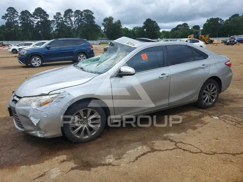 2015 Toyota CAMRY photo