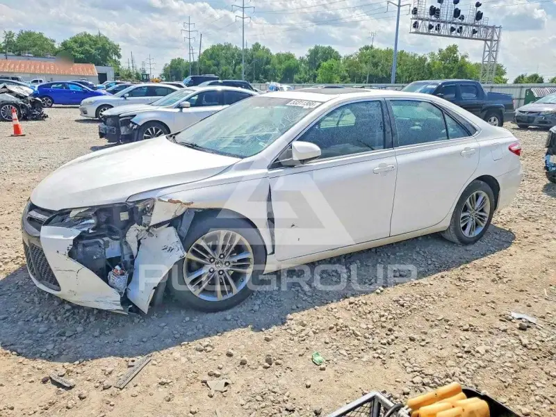 2015 Toyota CAMRY фото