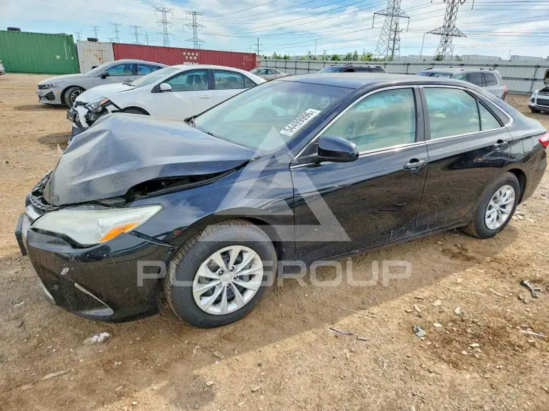2015 Toyota CAMRY фото