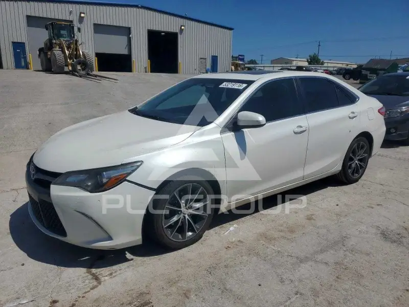 2015 Toyota CAMRY photo