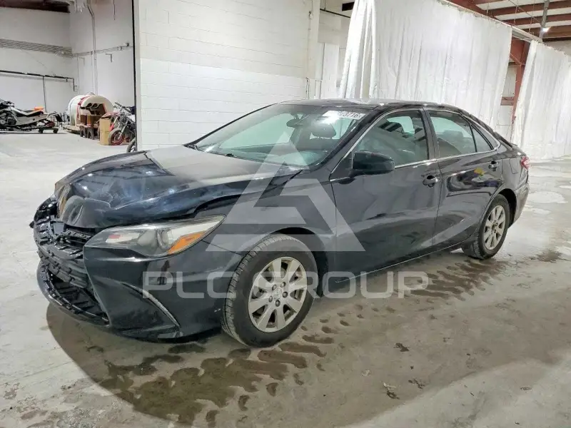 2015 Toyota CAMRY фото