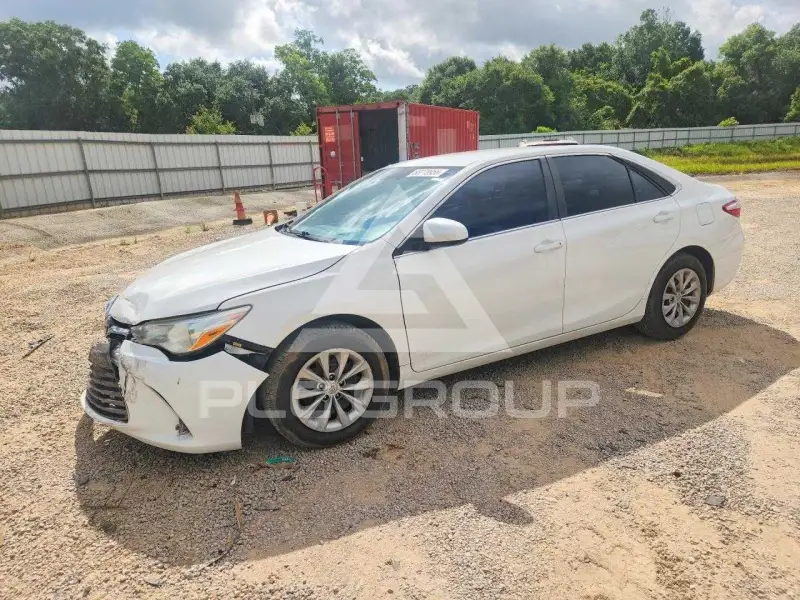 2015 Toyota CAMRY фото