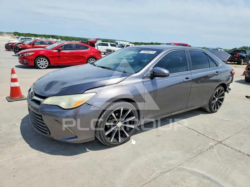 2015 Toyota CAMRY фото