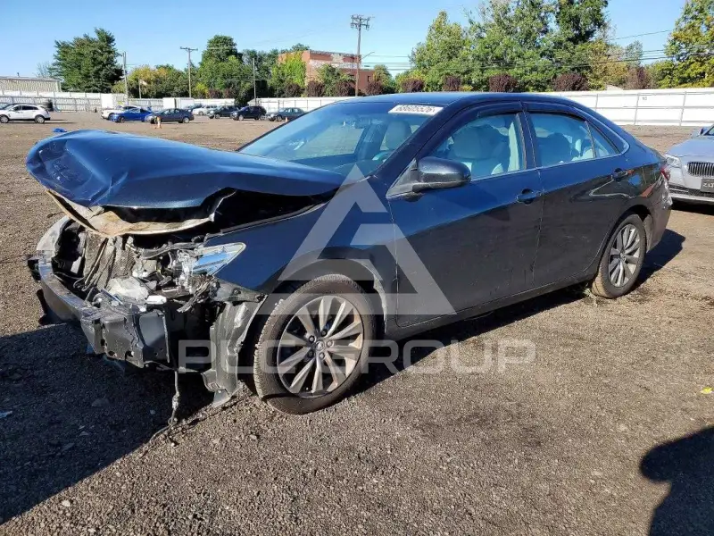 2015 Toyota CAMRY photo