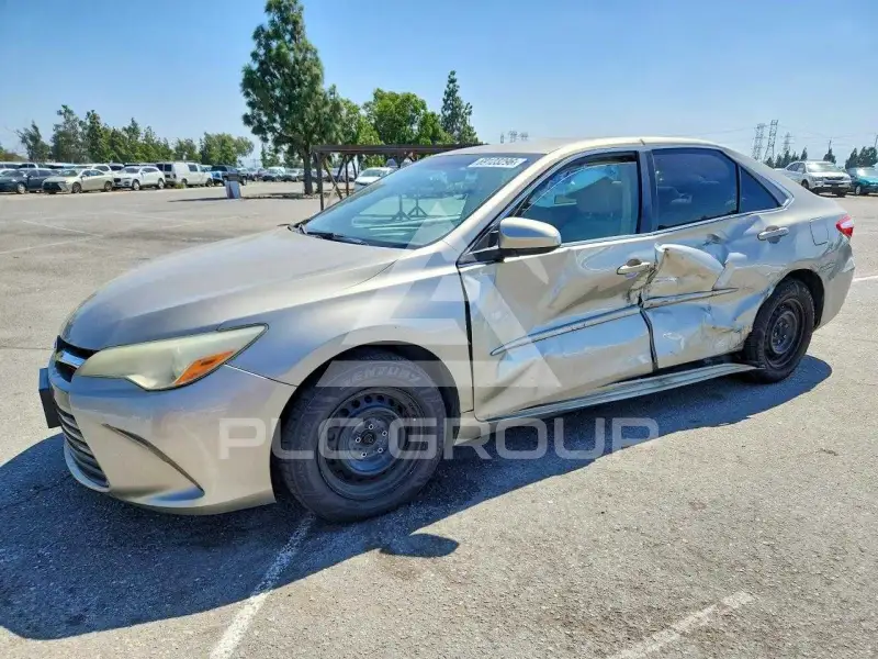 2015 Toyota CAMRY фото