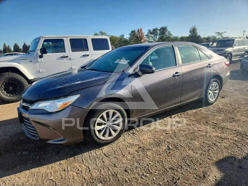 2015 Toyota CAMRY фото