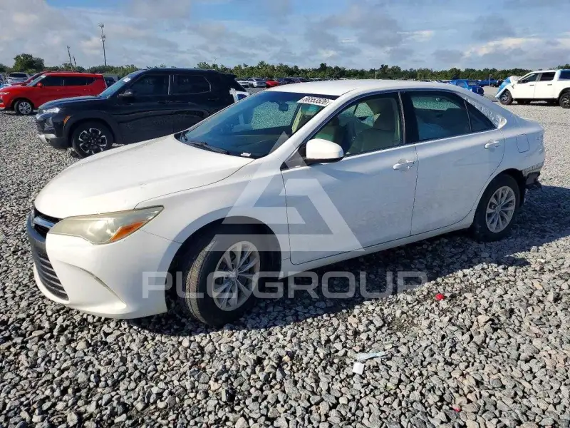 2015 Toyota CAMRY фото