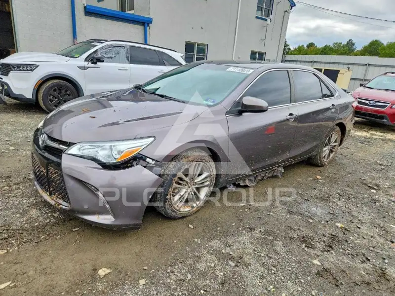 2015 Toyota CAMRY фото