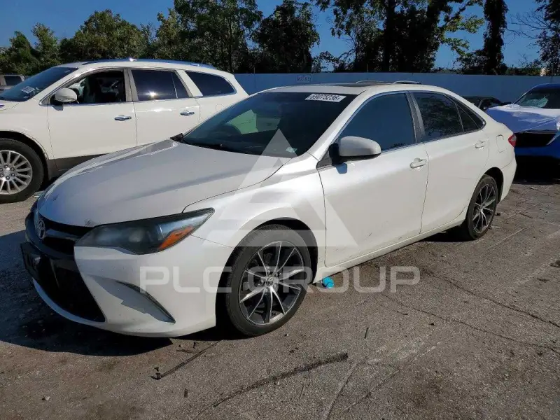 2015 Toyota CAMRY photo