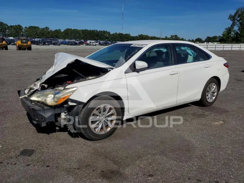 2015 Toyota CAMRY фото