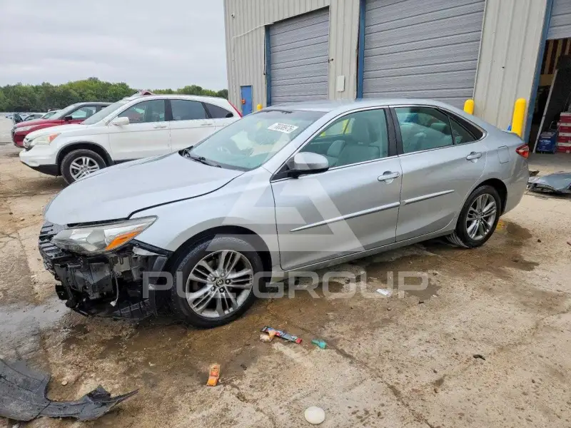 2015 Toyota CAMRY фото