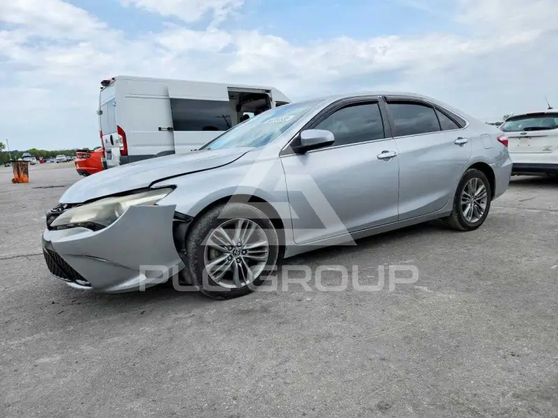 2015 Toyota CAMRY фото