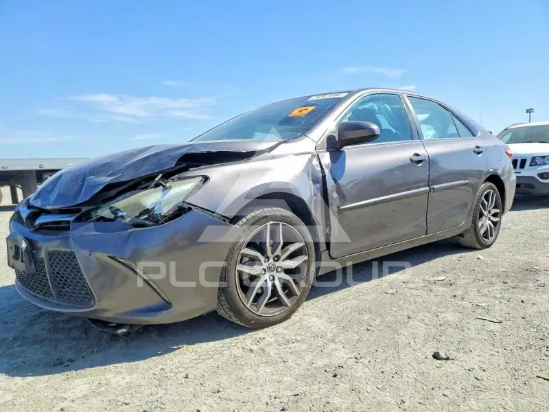 2015 Toyota CAMRY фото