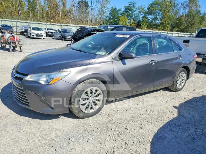 2015 Toyota CAMRY фото