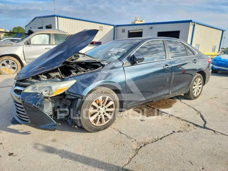 2015 Toyota CAMRY фото