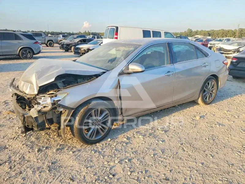 2015 Toyota CAMRY photo