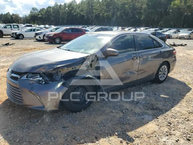 2015 Toyota CAMRY фото