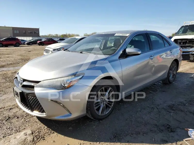2015 Toyota CAMRY фото