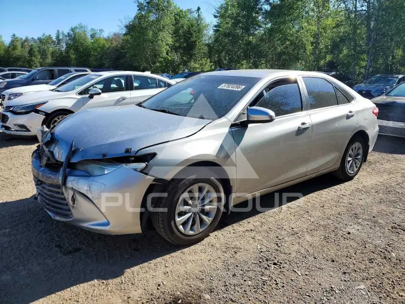 2015 Toyota CAMRY фото