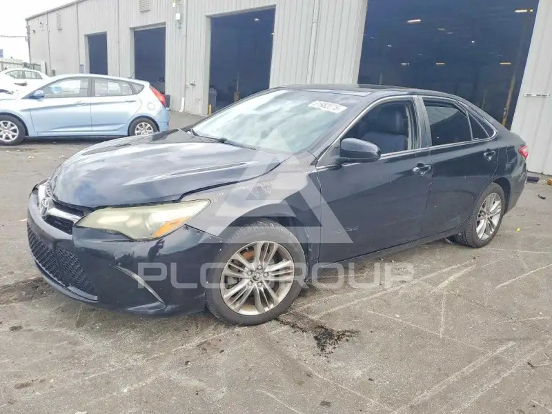2015 Toyota CAMRY фото