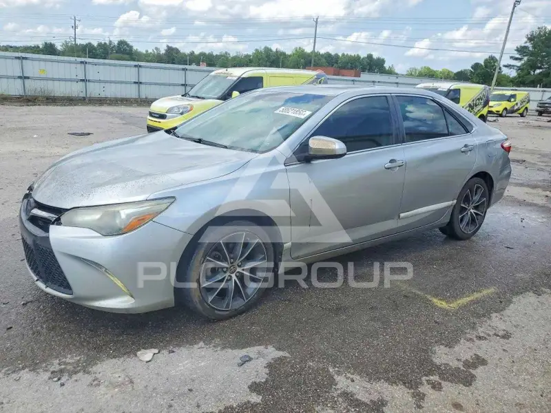 2015 Toyota CAMRY фото
