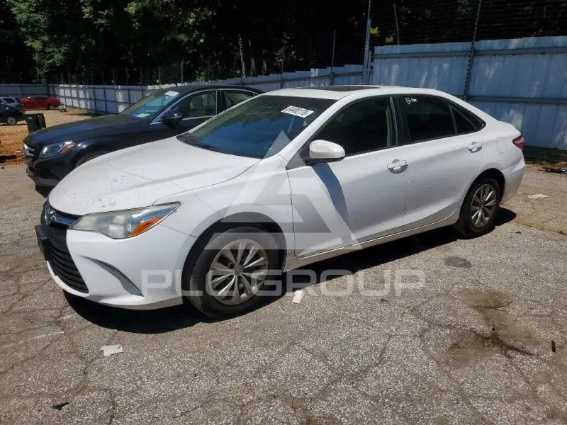 2015 Toyota CAMRY фото