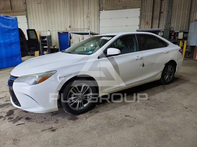 2015 Toyota CAMRY фото