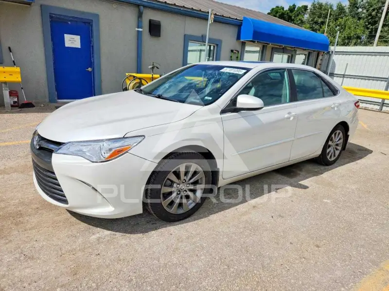 2015 Toyota CAMRY фото