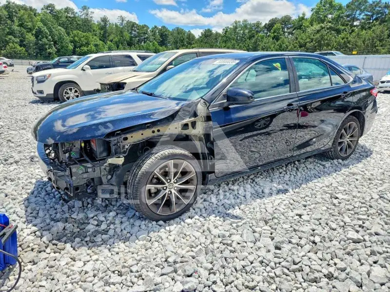 2015 Toyota CAMRY фото