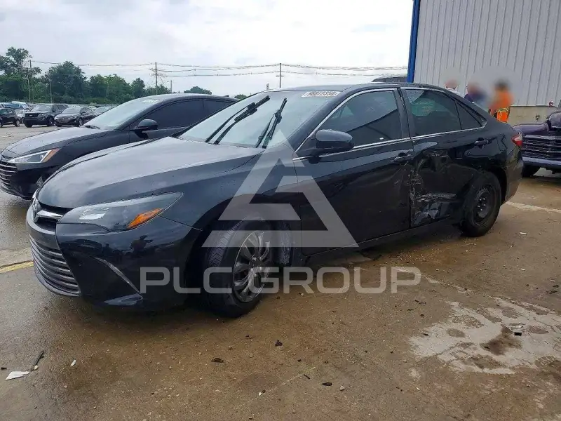 2015 Toyota CAMRY фото