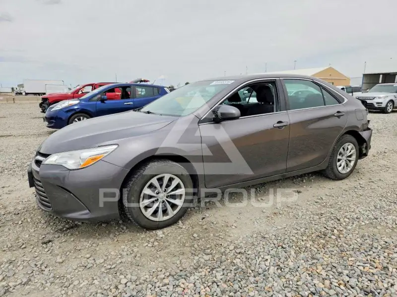 2015 Toyota CAMRY фото