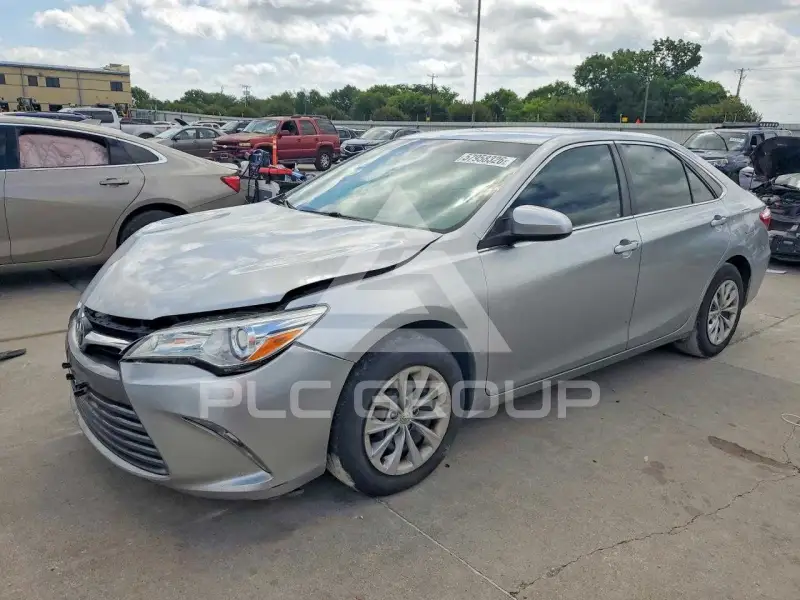 2015 Toyota CAMRY фото