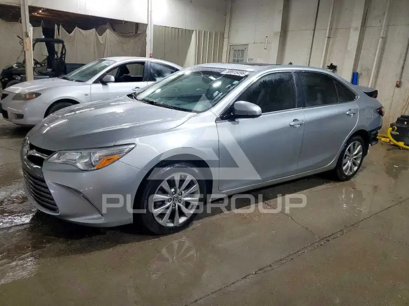 2015 Toyota CAMRY фото