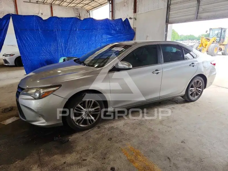 2015 Toyota CAMRY фото