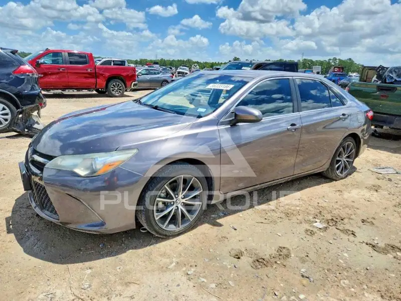 2015 Toyota CAMRY фото