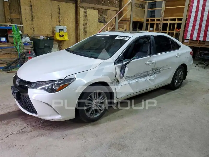 2015 Toyota CAMRY фото