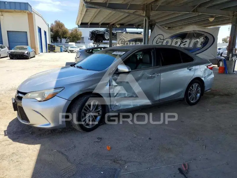 2015 Toyota CAMRY фото