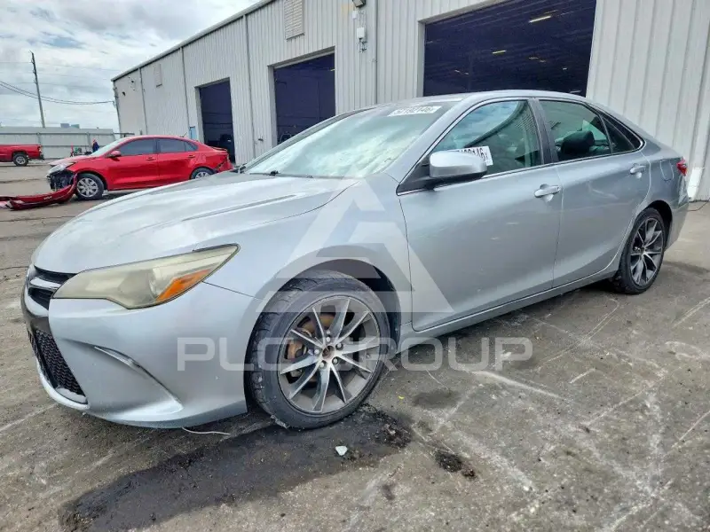2015 Toyota CAMRY фото